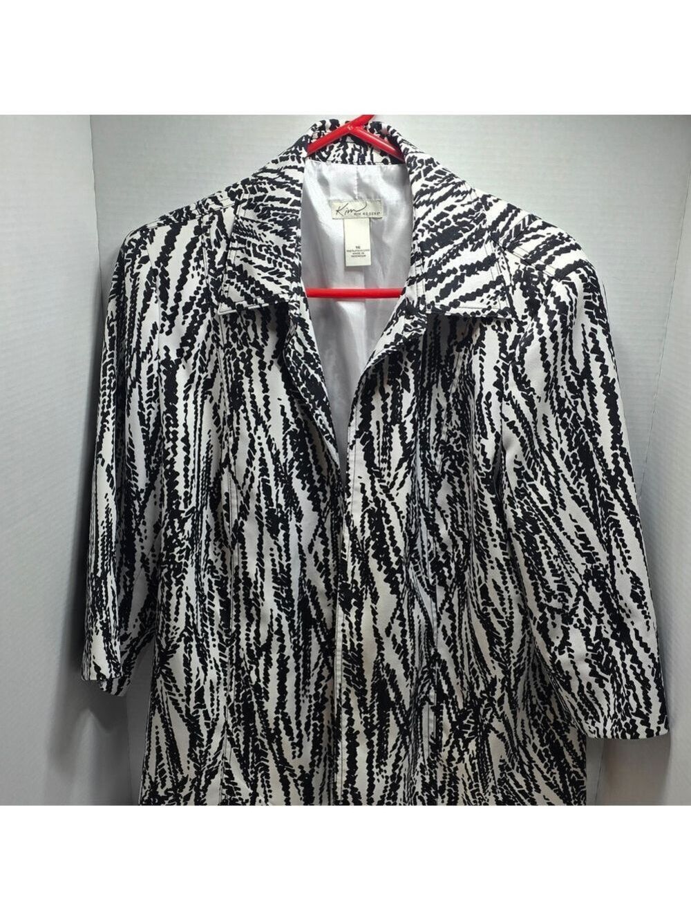 Kim Rogers Black and White Patterned Blazer